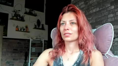Snapshot of karoline121 chatting on 4, 6, 2026 karoline121 online show from 4, 6, 2026