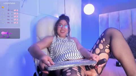 Karoline  online show from 3, 10, 2025