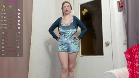 Karoline online show from 5, 12, 2024