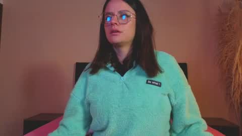 Snapshot of kassandra_james chatting on 6, 7, 2026 kassandra james online show from 6, 7, 2026