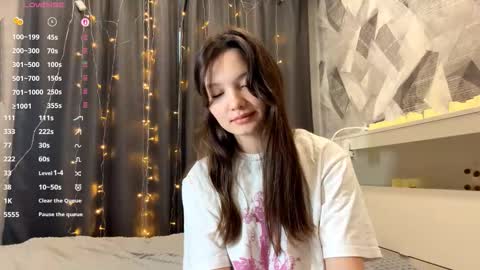 Kira online show from 2, 12, 2025