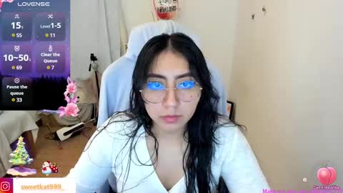 Snapshot of kat_ly_chan chatting on 17, 12, 2024 Kat online show from 17, 12, 2024