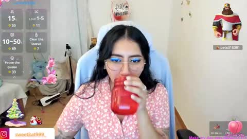 Snapshot of kat_ly_chan chatting on 18, 12, 2024 Kat online show from 18, 12, 2024