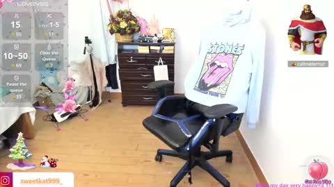 Snapshot of kat_ly_chan chatting on 20, 12, 2024 Kat online show from 20, 12, 2024