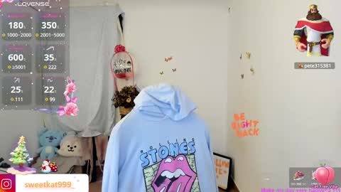 Snapshot of kat_ly_chan chatting on 24, 12, 2024 Kat online show from 24, 12, 2024