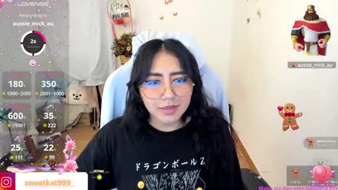 Snapshot of kat_ly_chan chatting on 25, 12, 2024 Kat online show from 25, 12, 2024