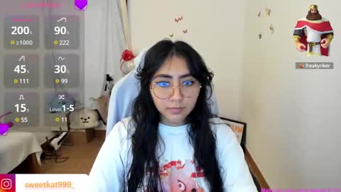 Snapshot of kat_ly_chan chatting on 8, 3, 2025 Kat online show from 8, 3, 2025