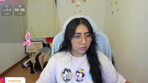 Snapshot of kat_ly_chan chatting on 15, 10, 2025 Kat online show from 15, 10, 2025