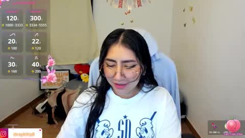 Snapshot of kat_ly_chan chatting on 16, 10, 2025 Kat online show from 16, 10, 2025