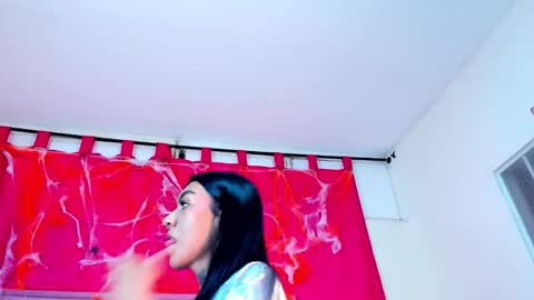 Snapshot of kataleyaa_horny chatting on 24, 10, 2025 kataleya horny online show from 24, 10, 2025