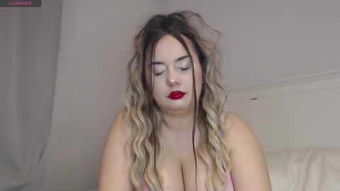 Snapshot of kataleyasinn chatting on 4, 4, 2026 Kataleya online show from 4, 4, 2026