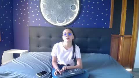Snapshot of katalina07 chatting on 4, 11, 2025 Katalina online show from 4, 11, 2025
