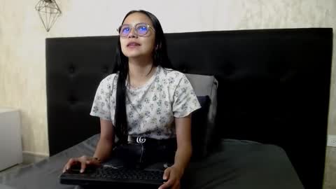 Snapshot of katalina07 chatting on 27, 11, 2025 Katalina online show from 27, 11, 2025