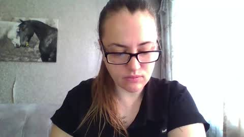 katarios online show from 8, 10, 2025