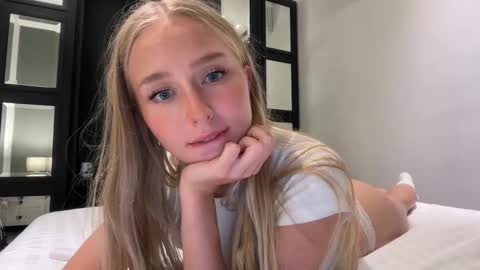 Snapshot of katcontrol chatting on 1, 2, 2026 katcontrol online show from 1, 2, 2026