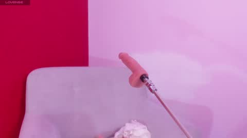 Kate  online show from 4, 2, 2025