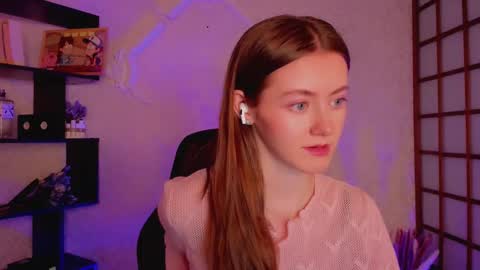 Snapshot of kate_cuddle chatting on 4, 2, 2025 Kate online show from 4, 2, 2025