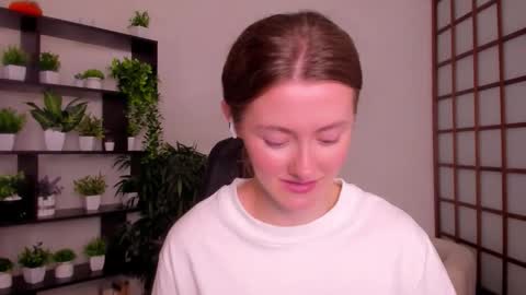Snapshot of kate_cuddle chatting on 26, 9, 2025 Kate online show from 26, 9, 2025