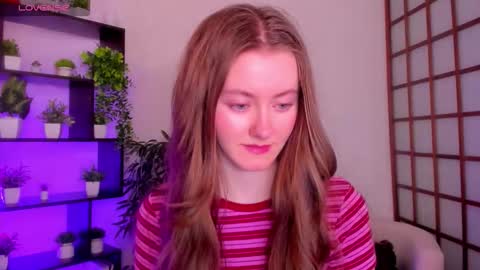 Snapshot of kate_cuddle chatting on 25, 11, 2025 Kate online show from 25, 11, 2025