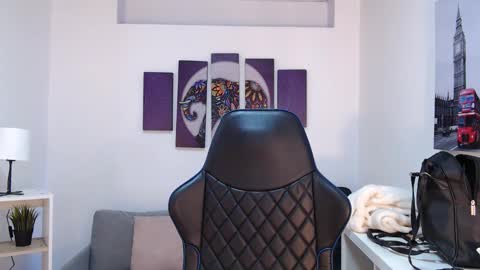 Kate  online show from 6, 11, 2025