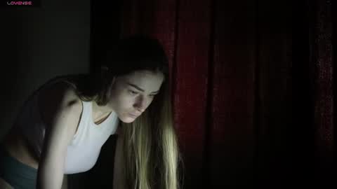 Snapshot of kate_swon chatting on 16, 6, 2026 Kate online show from 16, 6, 2026