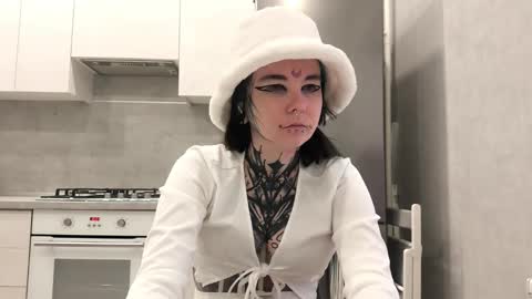 Milana online show from 9, 1, 2026