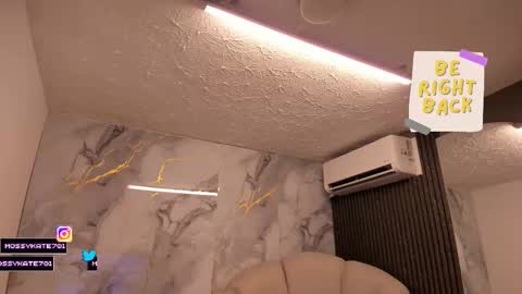 Im Katherine but call me Kate  online show from 14, 3, 2026