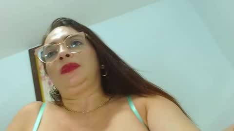 katerineleon online show from 9, 2, 2025