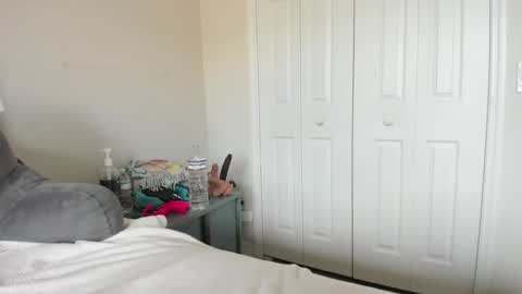 Kates Kurves online show from 18, 12, 2025