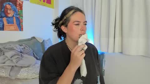 Katherine online show from 16, 3, 2026