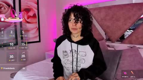 Snapshot of kathegomez_ chatting on 1, 10, 2025 KatheGomez  online show from 1, 10, 2025
