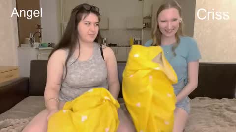 Snapshot of katherinalubic chatting on 27, 3, 2026 Angel and Kriss online show from 27, 3, 2026