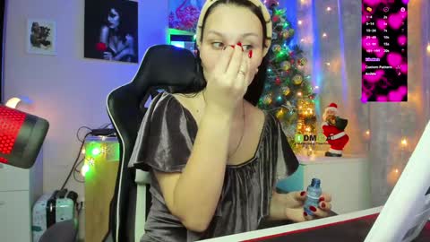 Snapshot of kathiekat chatting on 20, 12, 2024 Kathie online show from 20, 12, 2024