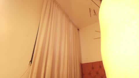 Katherine  online show from 18, 12, 2025