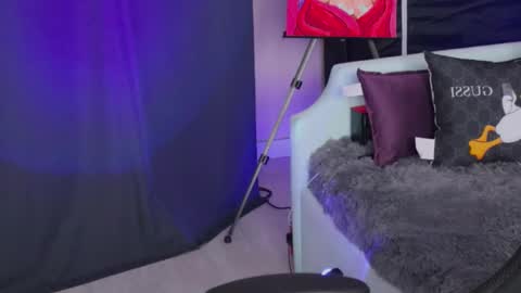 kathleen_frost online show from 4, 12, 2024