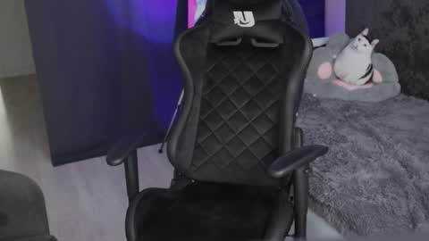 kathleen_frost online show from 9, 12, 2024