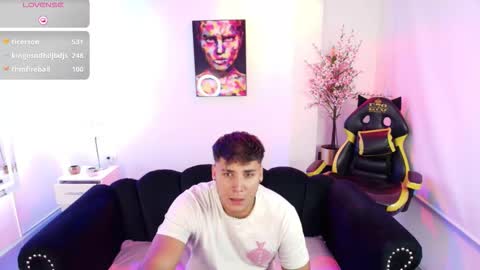 Kathia Thiago  online show from 3, 3, 2026