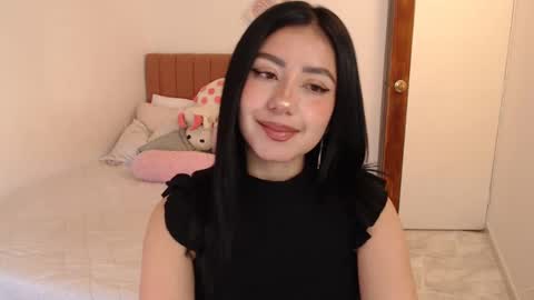 Snapshot of kathyrose_ chatting on 8, 10, 2025 Kathy online show from 8, 10, 2025