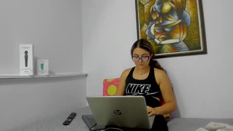 Khaterine online show from 25, 2, 2025