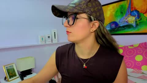 Snapshot of katia_foxx chatting on 21, 4, 2026 Khaterine online show from 21, 4, 2026