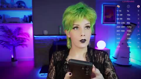 Katie online show from 4, 11, 2025