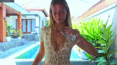 Katie online show from 10, 4, 2026