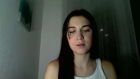 Snapshot of katie_foxi chatting on 10, 10, 2025 katie_foxi online show from 10, 10, 2025