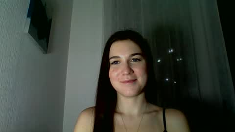 Snapshot of katie_foxi chatting on 13, 10, 2025 katie_foxi online show from 13, 10, 2025