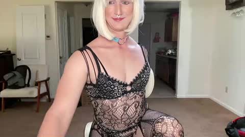 Snapshot of katiebabykitty chatting on 24, 4, 2026 katiebabykitty online show from 24, 4, 2026