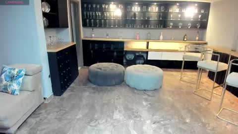 Kate Stonne online show from 1, 12, 2025