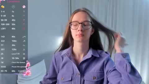 Scarlett online show from 3, 12, 2025