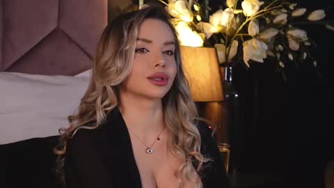 Snapshot of katjolie chatting on 19, 2, 2025 KatJolie online show from 19, 2, 2025