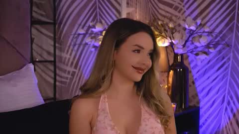 KatJolie online show from 2, 11, 2025