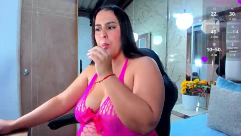 Snapshot of katleya_lewiis chatting on 10, 10, 2025 Katleya Lewiis online show from 10, 10, 2025